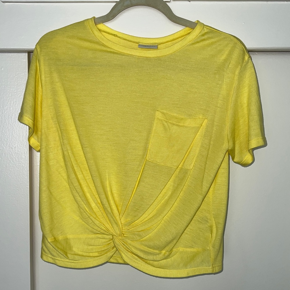 Abound cropped tee